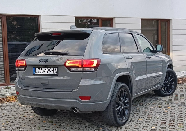 Jeep Grand Cherokee cena 144900 przebieg: 74000, rok produkcji 2020 z Zamość małe 466